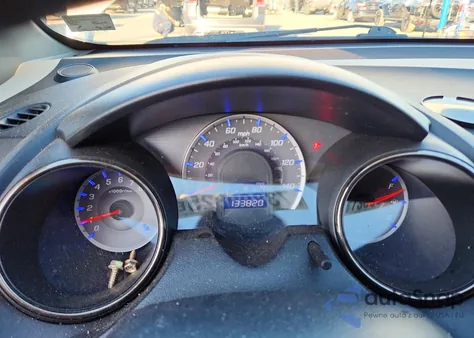 2013 Honda Fit Sport z USA, uszkodzony, nr VIN JHMGE8H56DC039144